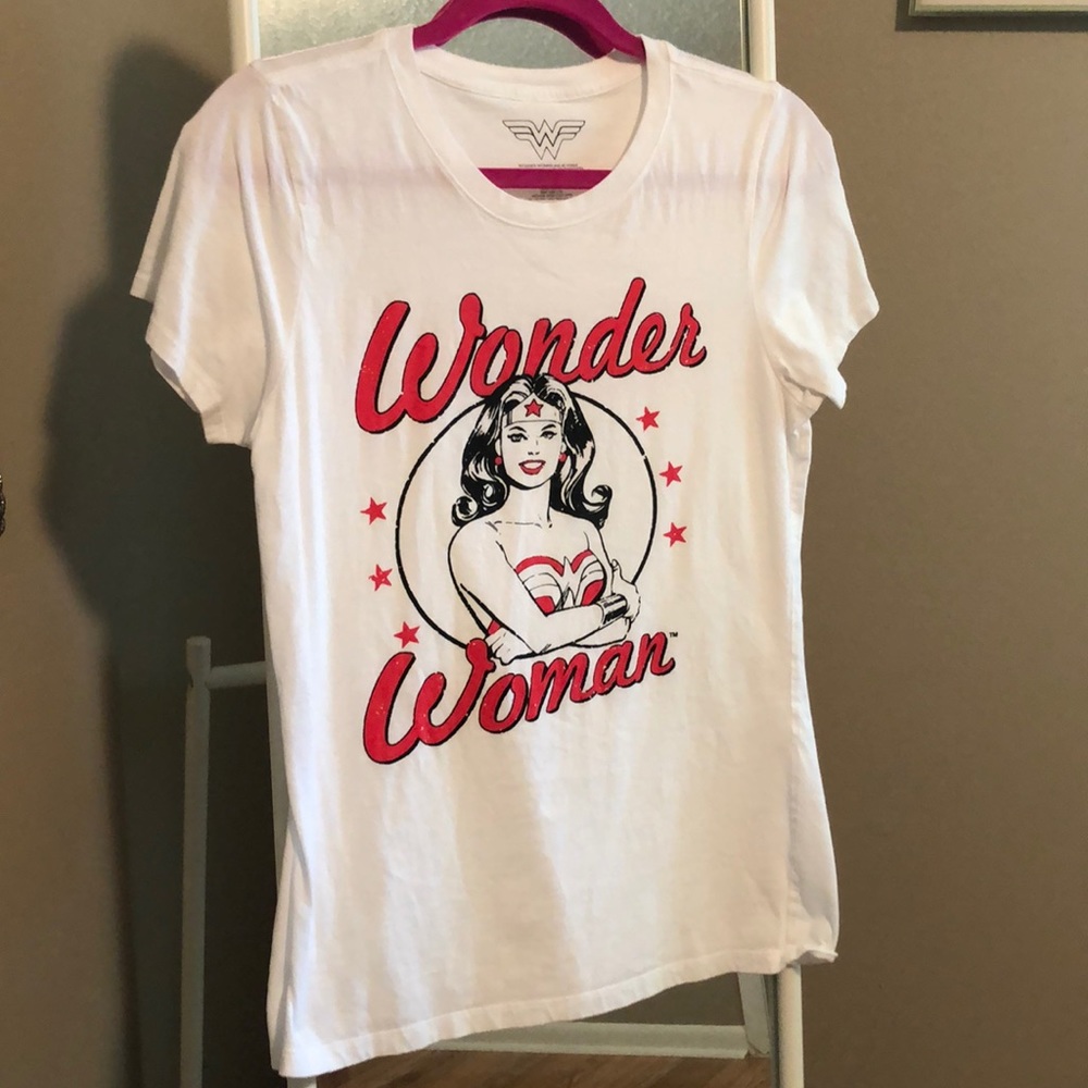 🌟BOGO 50% Off🌟Wonder Woman Tee